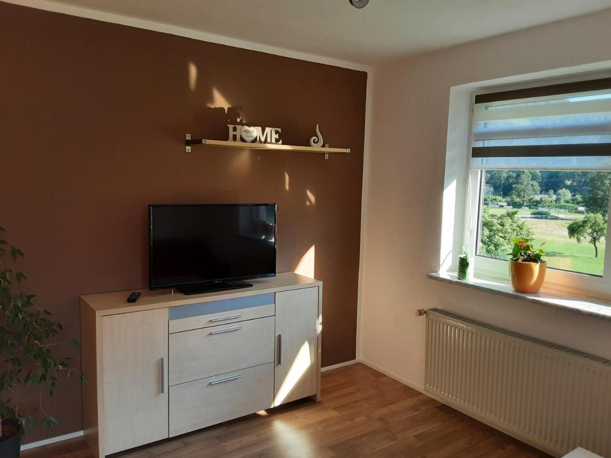 Apartment - Ferienwohnung 2 Treffen Am Ossiachersee Exterior foto